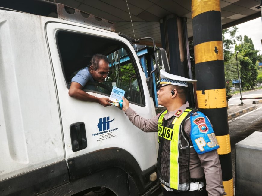 Operasi Keselamatan Semeru 2026, Ditlantas Polda Jatim Dorong Tertib Lajur Tol