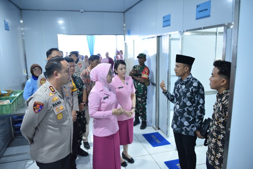 SPPG Polres Gresik di Bedilan Diresmikan Dukung Penguatan Gizi Nasional