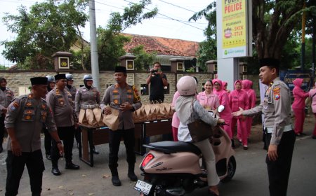 Kebersamaan Ramadan, Polres Sumenep dan Lintas Instansi Berbagi Takjil