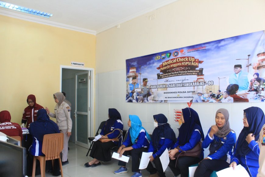 Jelang May Day, Buruh Bojonegoro Dapat Cek Kesehatan Gratis
