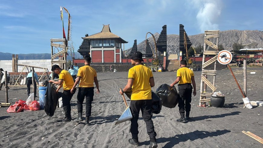 Pasca Kasada, Kebersihan Gunung Bromo Jadi Perhatian Bersama